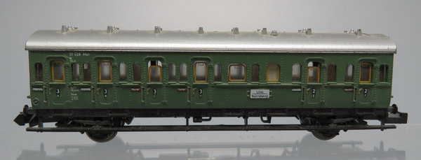 Minitrix 3058	Abteilwagen 2./3. Klasse, Gattung/Bauart BC-21, 2-achsig, grün