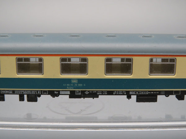 Fleischmann 8191 Abteilwagen 1. Klasse, Gattung/Bauart Avümz 111, 4-achsig, beige/blau