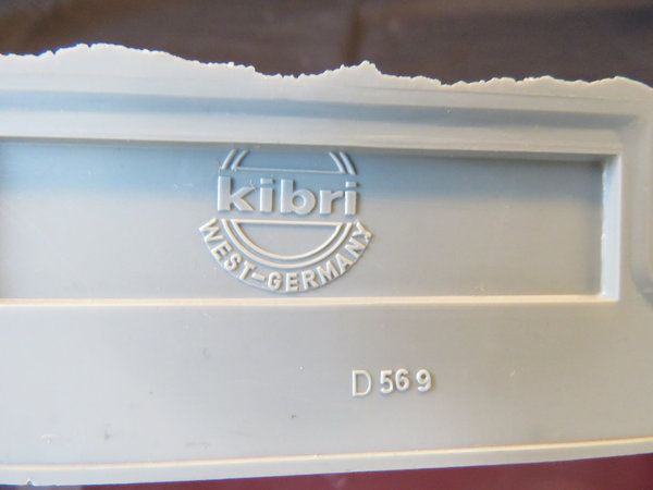 Kibri Spur N  37438 Lokschuppen 2-ständig  -  Fertigmodell