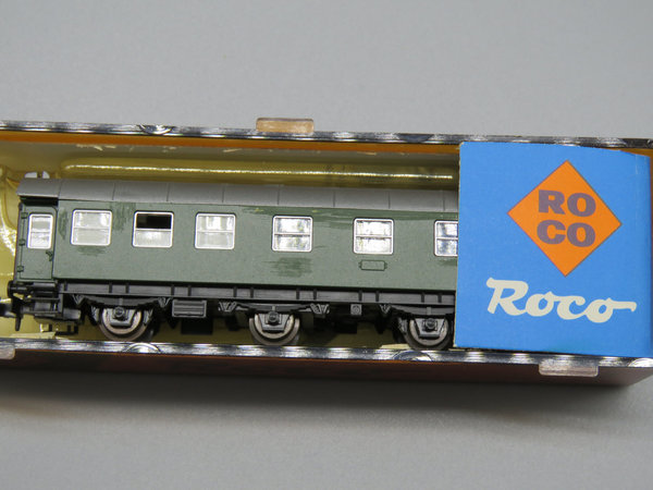 Roco 24206 - Umbauwagen 1./2. Klasse,  3-achsig, grün ohne Betriebsnummern - OVP