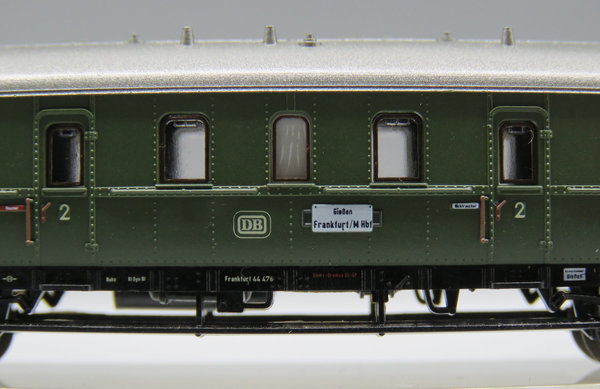 Minitrix 13325 - Abteilwagen 2. Klasse, Gattung/Bauart Bd-21b, 2-achsig, grün - OVP