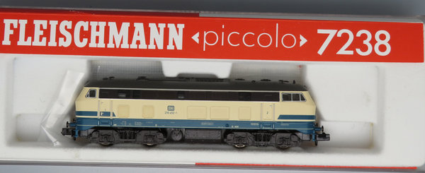 Fleischmann 7238 - BR 218, Bauart B`B`, beige/blau, Dach grau, OVP