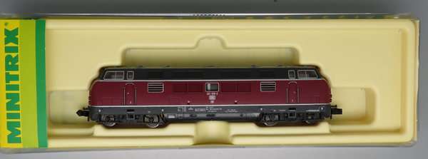 Minitrix 12061- Diesellok BR 221 - OVP