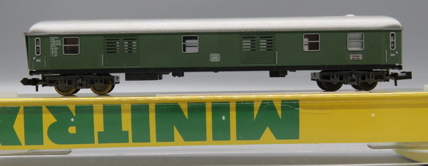 Minitrix 51 3010 00 - Gepäckwagen, Gattung Pw4ümg, 4-achsig, grün - OVP