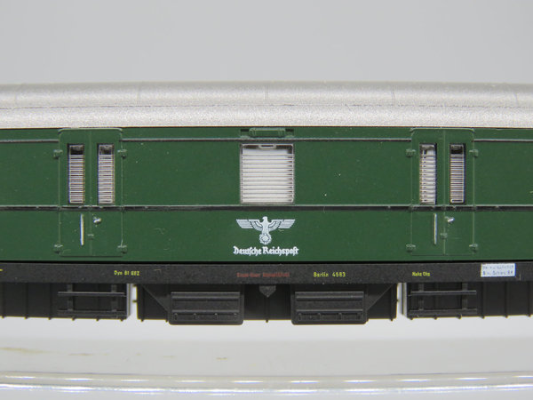 Fleischmann  8135 - Bahnpostwagen, Gattung Post4ü-c/21,6, 4-achsig, grün - OVP