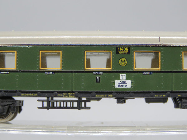 Minitrix 3170 - Schnellzugwagen 1./2. Klasse, Gattung/Bauart AB4ü-28, 4-achsig, grün - OVP