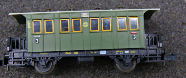 Minitrix 13312 - Lokalbahnwagen 3. Klasse, grün - OVP