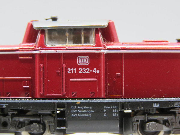 Arnold 2210 - Diesellok BR 211  232-4 (ex. V 100) - EVP