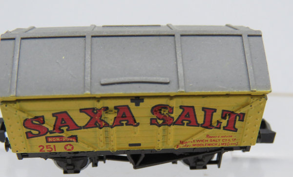Peco NR-43B - Güterwagen gedeckt Saxa Salt - OVP