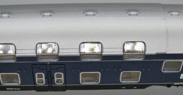 mkm models	5000 - Wagen-Set mit drei Doppelstockwagen- OVP aus Vitrine