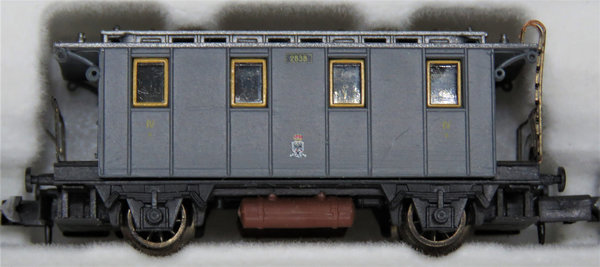 Arnold 0261 -Zug-Set mit Tenderlok  T 3 + 4 Waggons Jahreszug 1993 - OVP